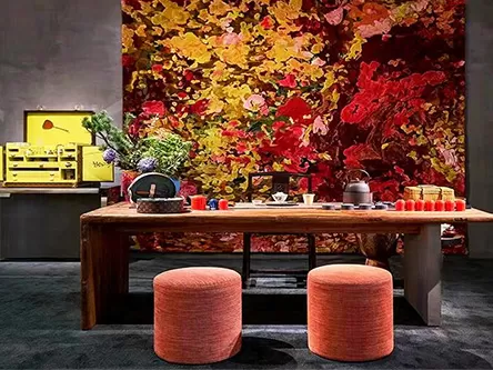 Spring, go to the romantic place in the mountains.